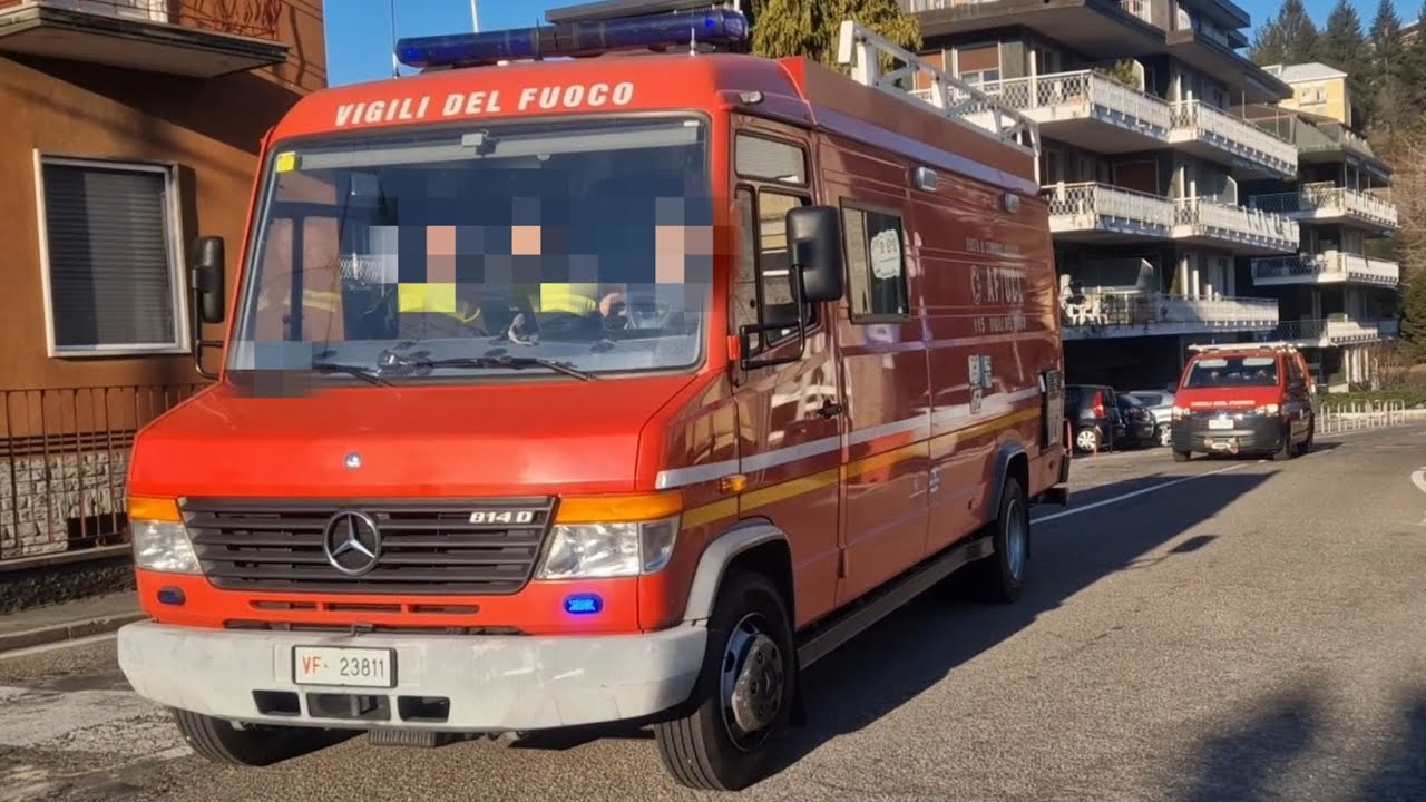 [RARE] AF/UCL+AF/SAF Vigili del fuoco Varese in sirena