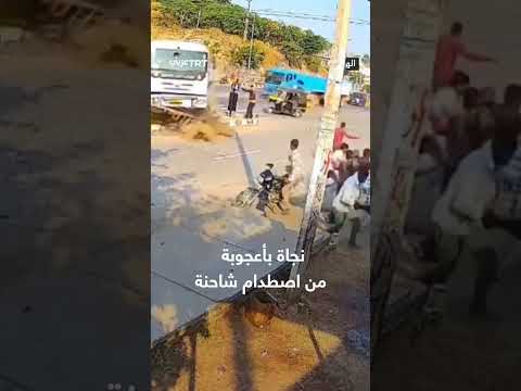 نجاة بأعجوبة من اصطدام شاحنة بمقهى في الهند