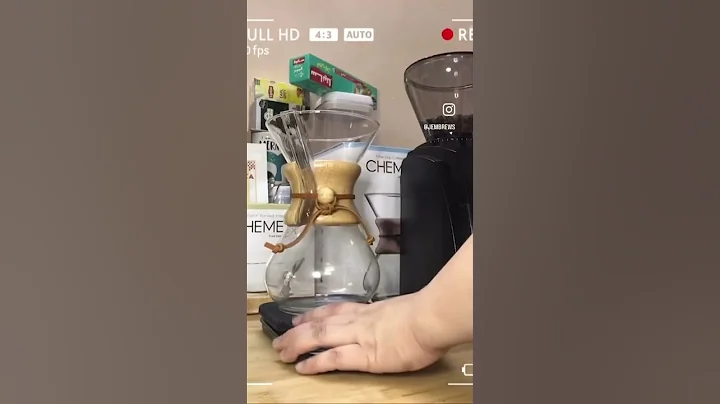 Manual brewing with Chemex😌✨ #specialtycoffee #coffee #homebrew #homebarista #barista #latte