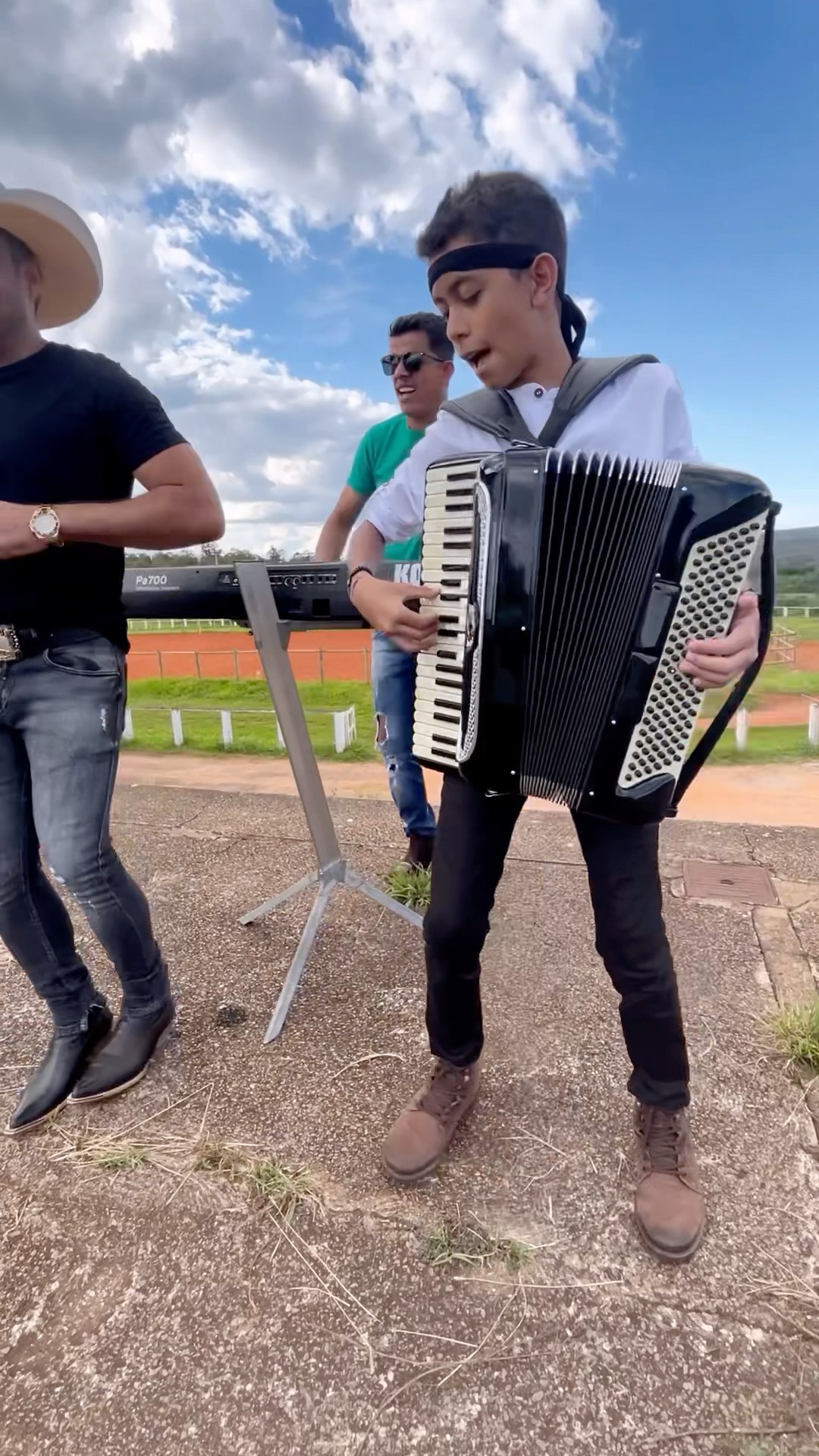Sucesso de Leãozinho Do Forró bota esse Piseiro pra bombar quem gosta comendo #boanoiteee