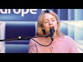 Angèle chante "Bruxelles je t’aime" en version piano-voix pour la première fois