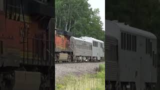 Special BNSF passenger train (O-NTWSUP) flies past #shorts