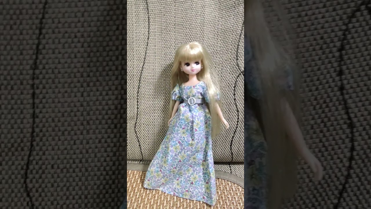 Doll's Wardrobe👗 This is what the modernized Empire dress looks like.