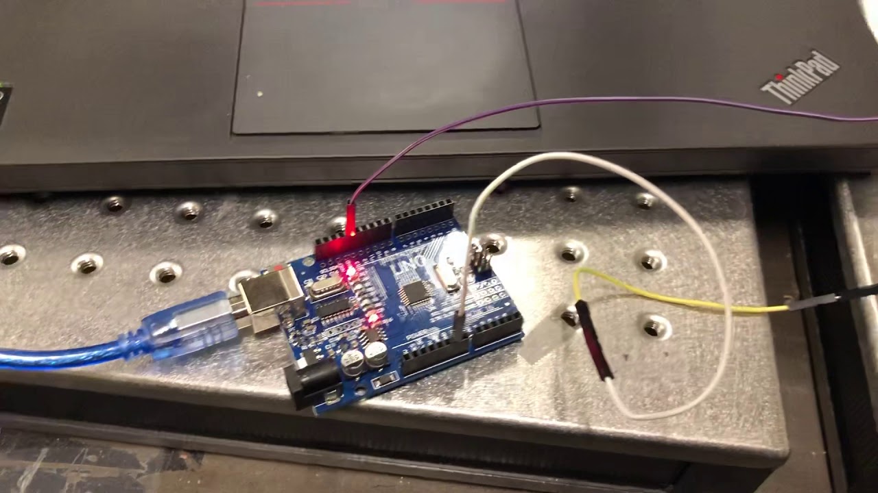 Arduino generated square wave f=1000Hz - YouTube