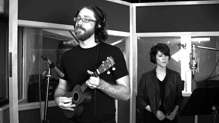 Jonathan Coulton w/ Sara Quin and Dorit Chrysler (...