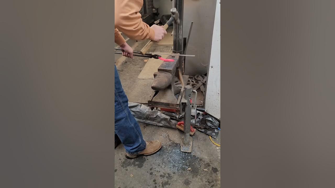 How to Build a Hoof Pick Out of a Horse Shoe farrierlife cowboylife