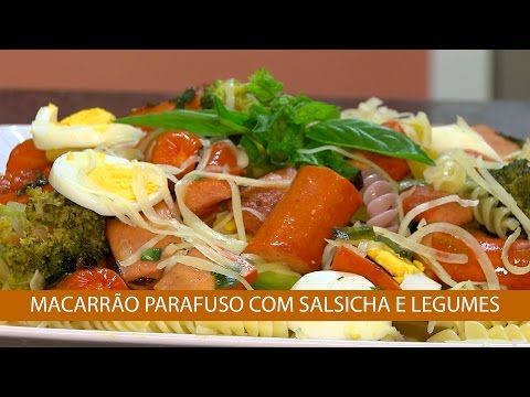 MACARRÃO PARAFUSO COM SALSICHA E LEGUMES