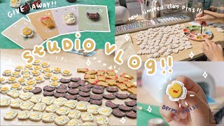 Studio Vlog ☀️ Clay Pin GIVEAWAY!! Make new pins with me 🌟