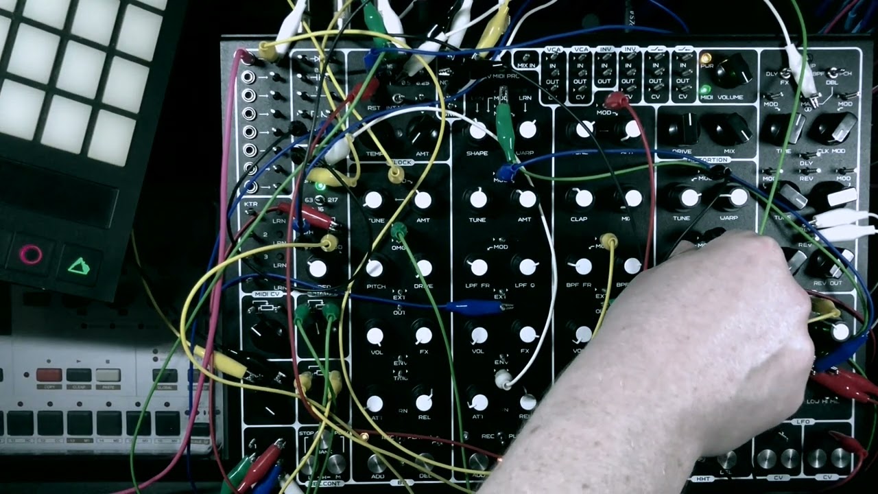 Machine Groove : Pulsar 23 : 909 : Techno