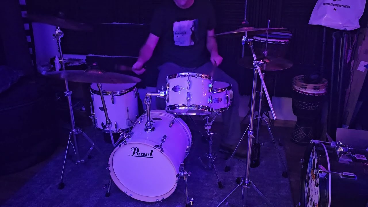 First time playing the Pearl Midtown drum kit