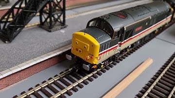 First look at the Digitrax Evolution Express