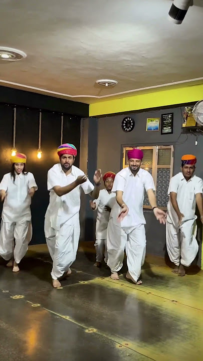 Bana Safa Mein Antar Ghalya Karo | Rajasthani Dance | Team AD #banasafameantarghalyakado #shorts