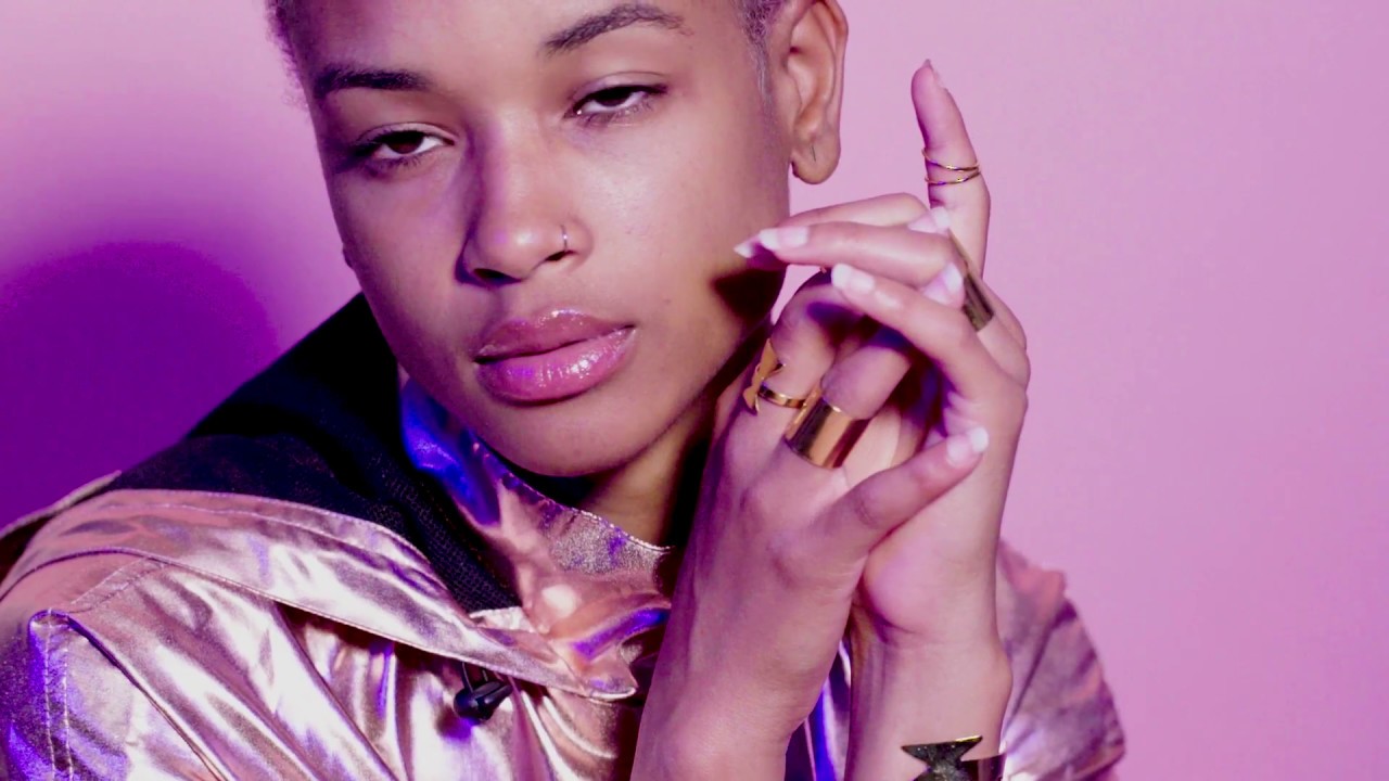 Char-ant Gold // Prisms - Lookbook 2018