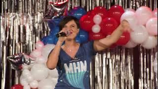 Karolina Trela - Manner woll'n immer nur dein bestes