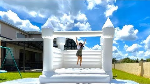 White Bounce House Setting Up ￼Full Garland Balloons Decoration Part 1 ￼