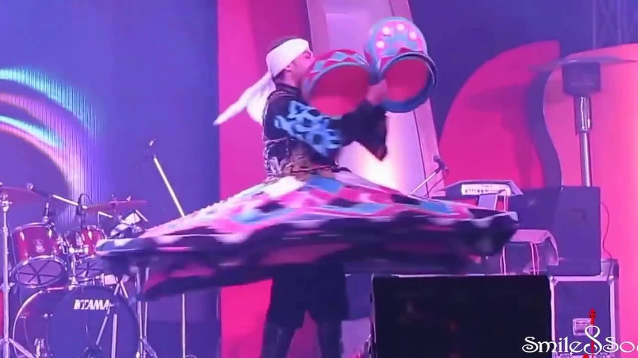 Egyptian Tanoura Dance - 