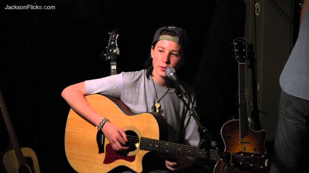 Hoot NIght 2013-06-25-p4-Pete Lazaron