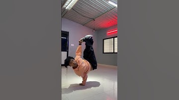 Basic TopRock to powermoves to footwork to freeze routine