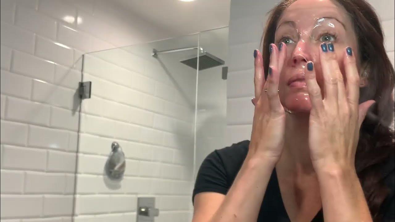 How To Use OMNILUX Contour LED Face Mask YouTube