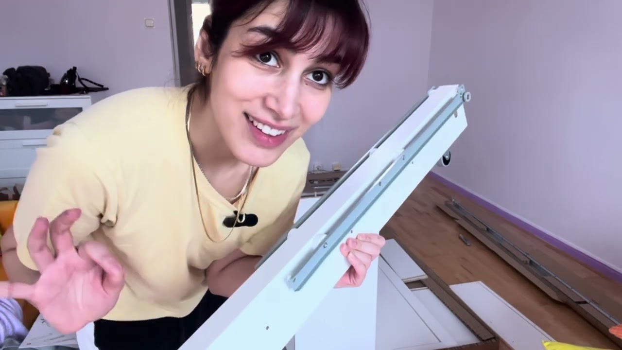 آنباکسینگ و سرهم کردن تخت خوابم! نصف شدم!!