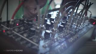 R2 - Synthesizers Dotcom 5U Modular Q106 Oscillator