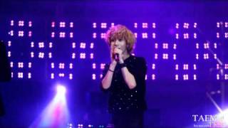 101013 Taemin's pinky habit @ KIKO
