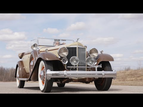 1932 Packard Twin