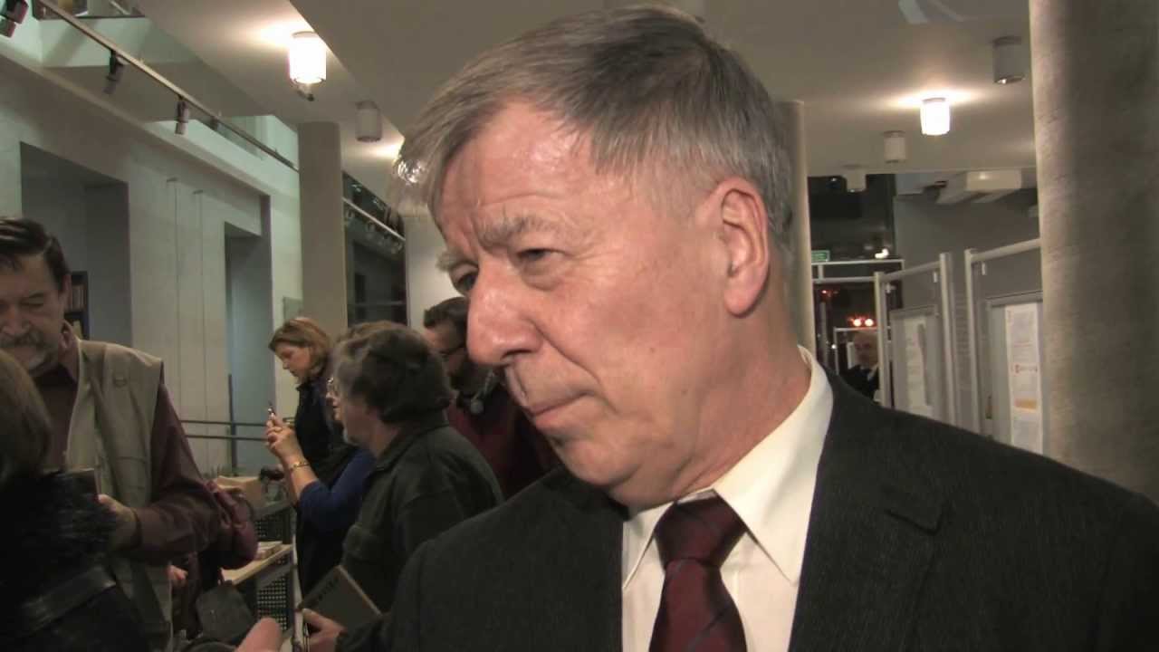 Czesi i Polacy o swoich narodowych językach.