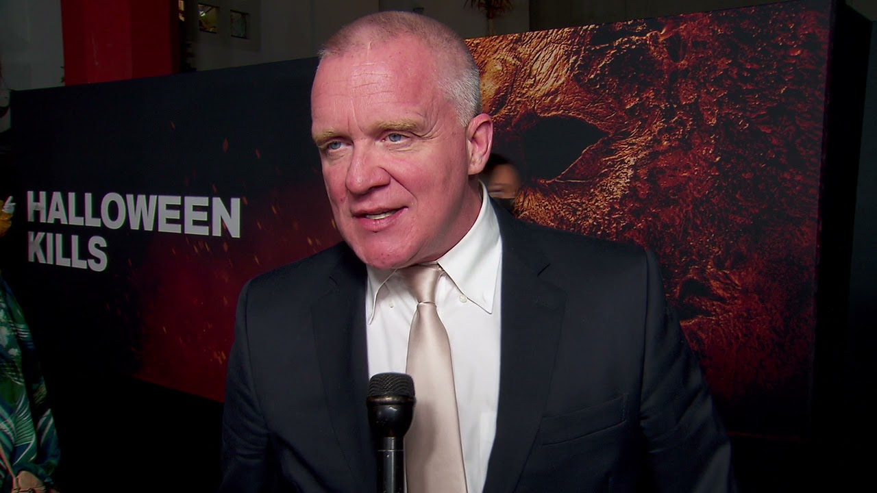 Halloween Kills Los Angeles Premiere - Itw Anthony Michael Hall (official video)