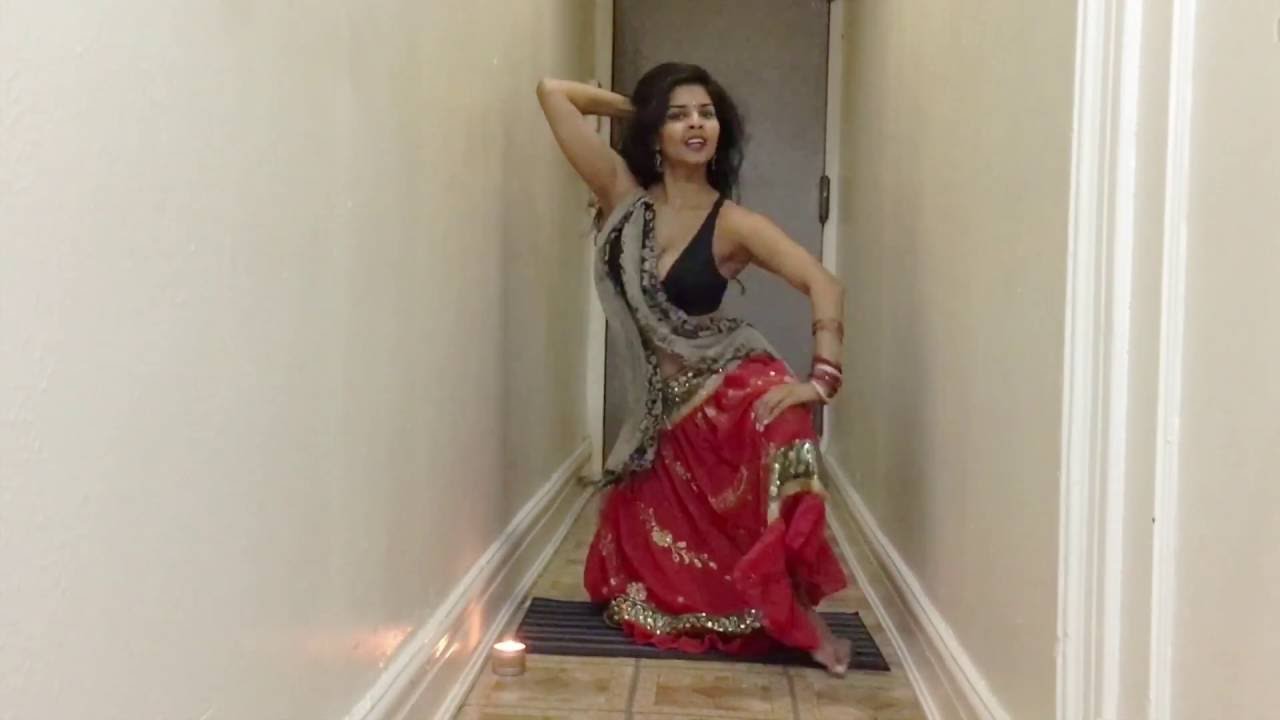 Man Dole Tan Dole || Nagin || Bollywood Snake Dance