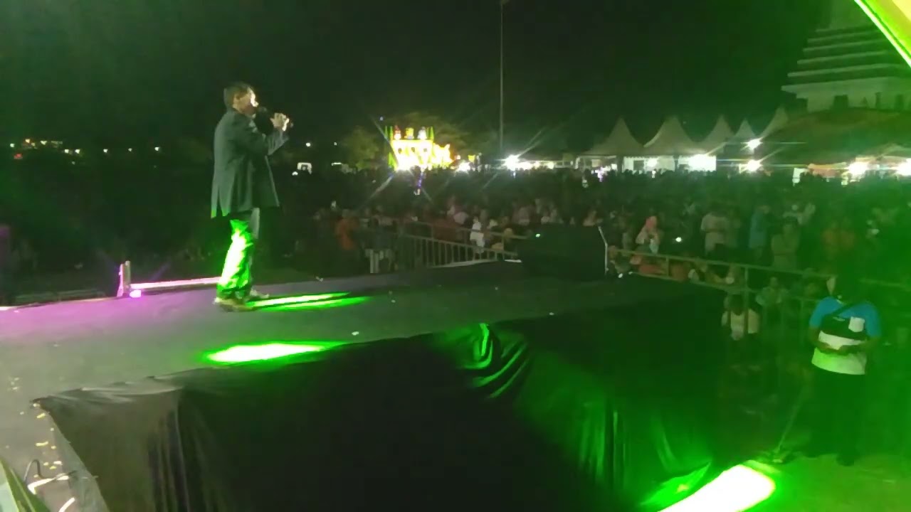 PENAMPILAN HAIRUL AP. SELENDANG BURA//DI ACARA HARI PARIWISATA DUNIA//TANA PASER