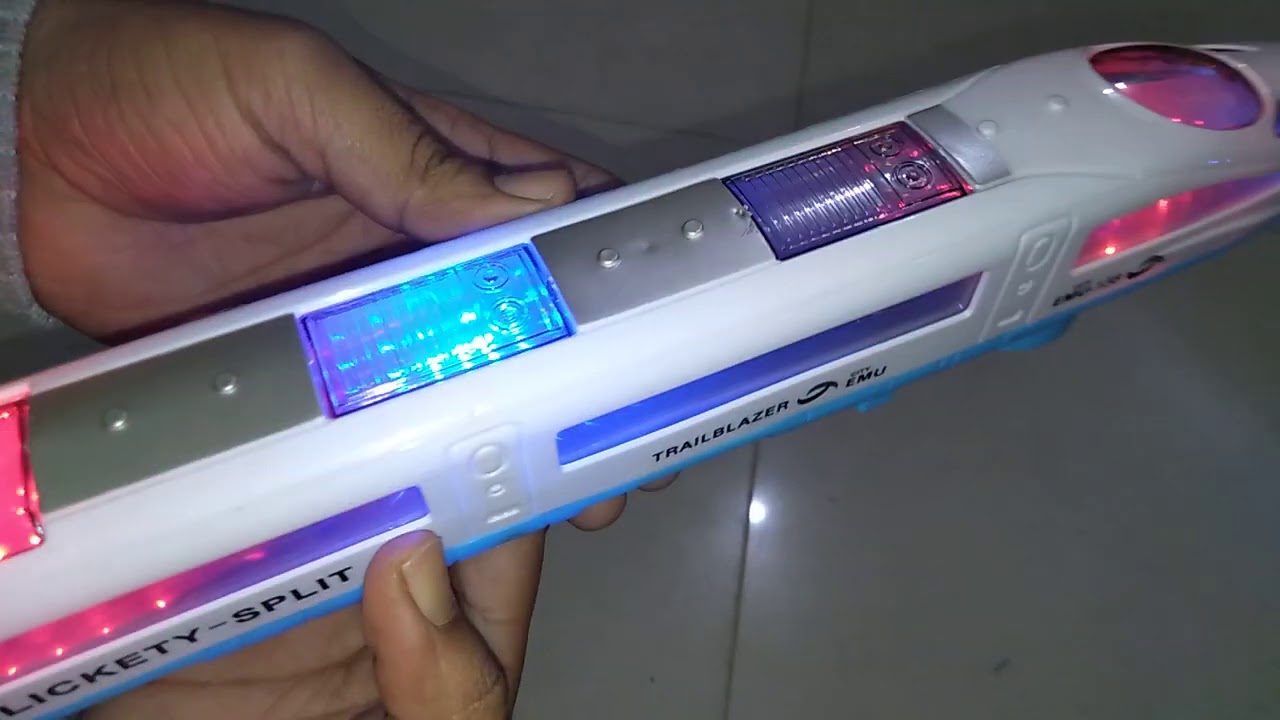Speed Train Automatic Universal Rotation Move, 3D Light With Sound EMU ...