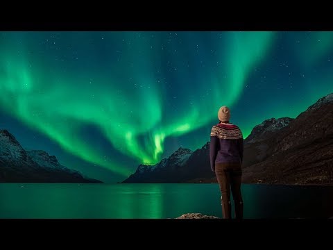 Видео: Северное сияние в небе над Финляндией