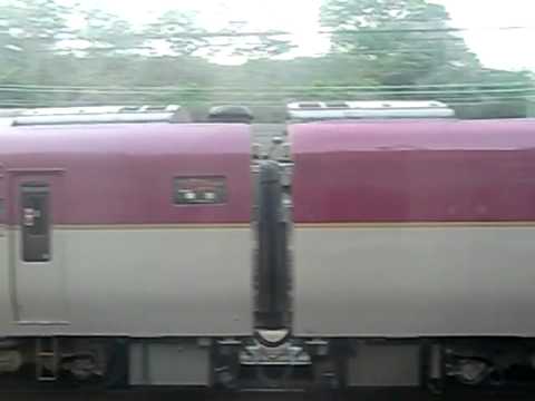 横須賀線E217系 VS 寝台特急サンライズエクスプレス285系 併走バトル