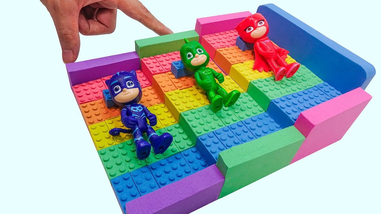 Learn Colors Shape It Sand Rainbow 3 Layer Bunk Bed With Nursery Rhymes Songs for Kids