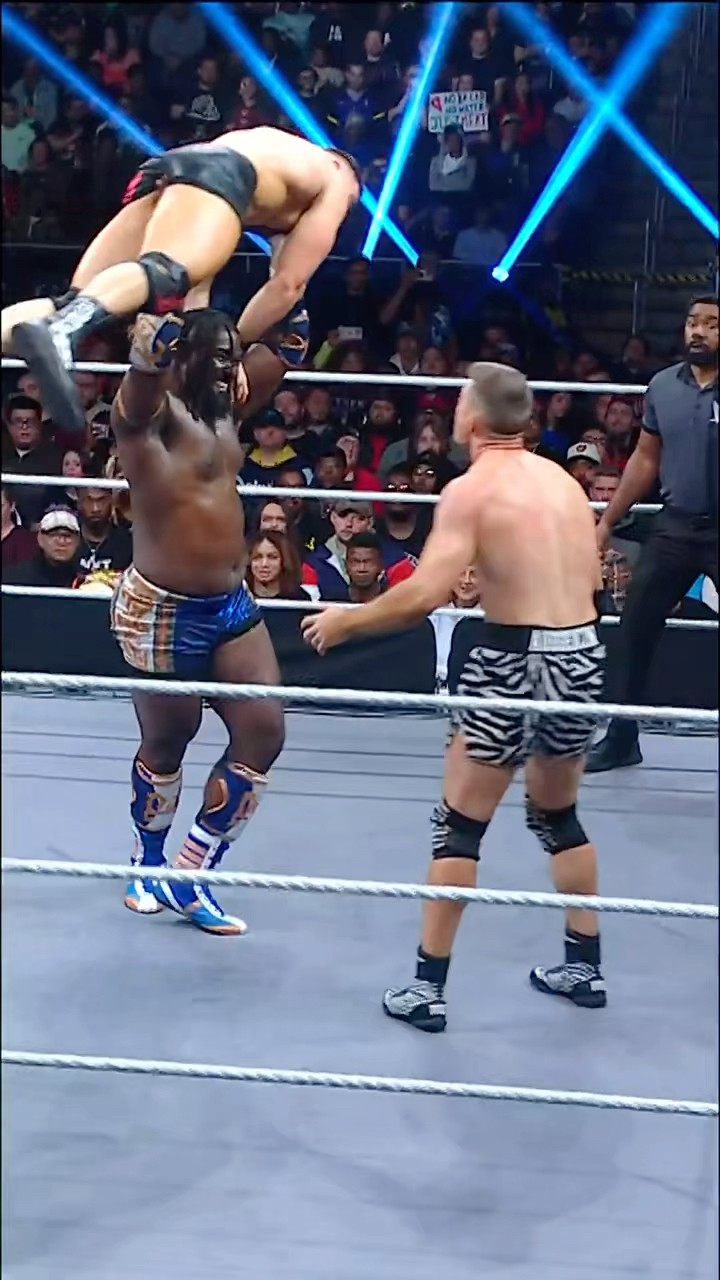 Oba Femi took out Austin Theory \u0026 Grayson Waller in one swoop! ? #VengeanceDay