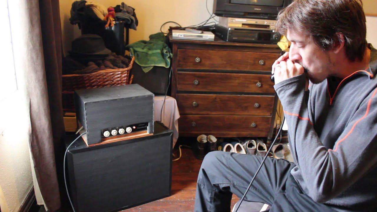 Assista a Ryan Mitchell-Smith - Linear Conchord 30W Sample With Greg Heumann Custom Mic no YouTube Assista a Ryan Mitchell-Smith - Linear Conchord 30W Sample With Greg Heumann Custom Mic no YouTube