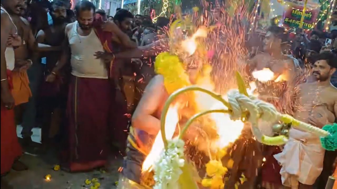 அருள்மிகு ஸ்ரீ சுடலை ஈஸ்வரர் திருக்கோயில் சுடலை மாடசாமி மயான வேட்டைக்கு செல்லுதல்