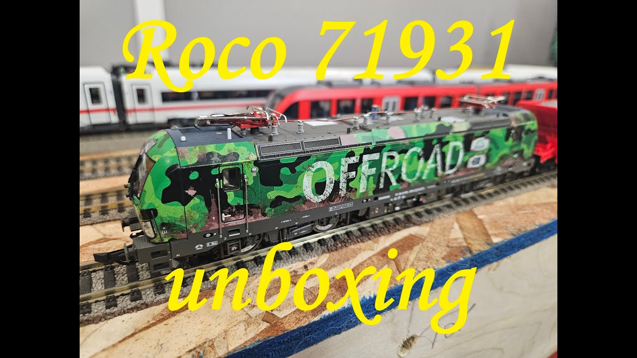 H0 Scale German Roco Vectron 71931 unboxing and running