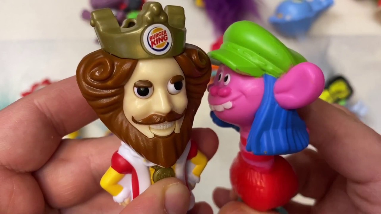 Игрушки против игрушек видео. Burger King игрушки 2020. Бургер Кинг игрушки 2021. Игрушки из бургер Кинга. Бургер Кинг игрушки 2020 сейчас.