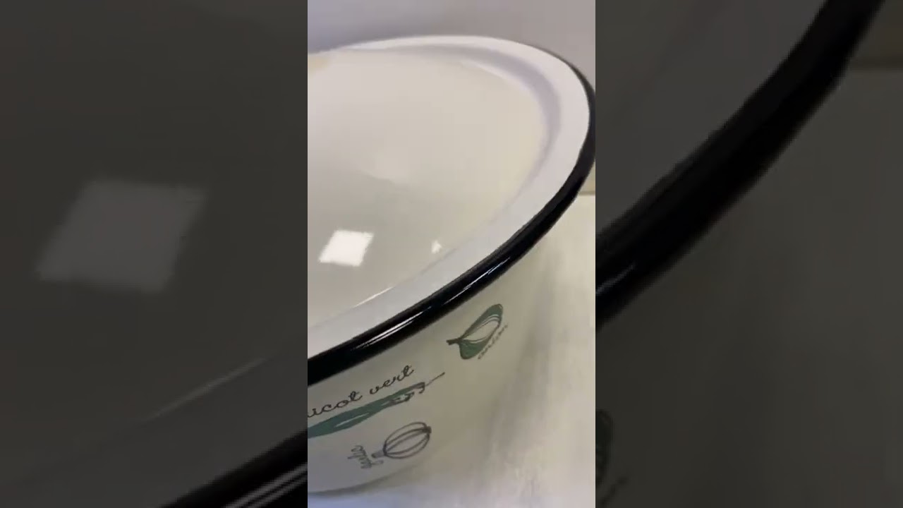 Салатник с крышкой 5л.