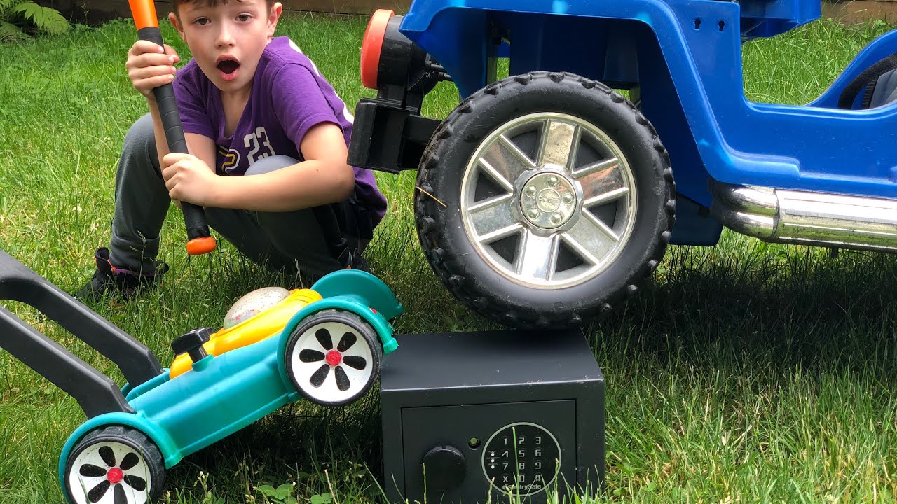 TOY LAWN MOWER & Rideon Jeep CRUSH SAFE!! YouTube