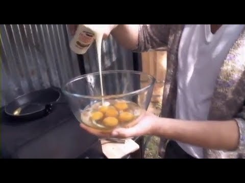 究極のスクランブルエッグの作り方：ビルのおいしい週末