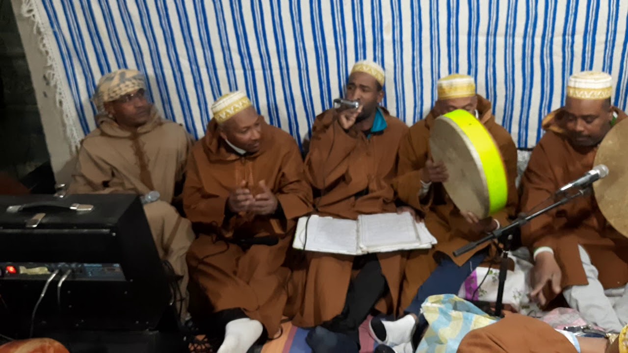 فرقة الواحة للمديح الديني جامعة