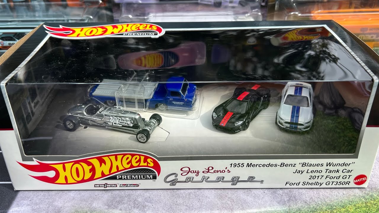 Lamley Preview: Hot Wheels Jay Leno's Garage Set with 3 bland cars & a ...