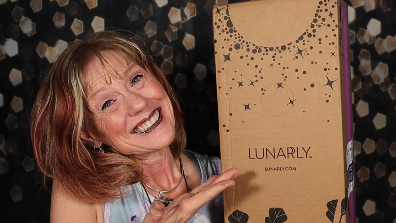 Lunarly Box Subscription // March  2021 // Sap Moon