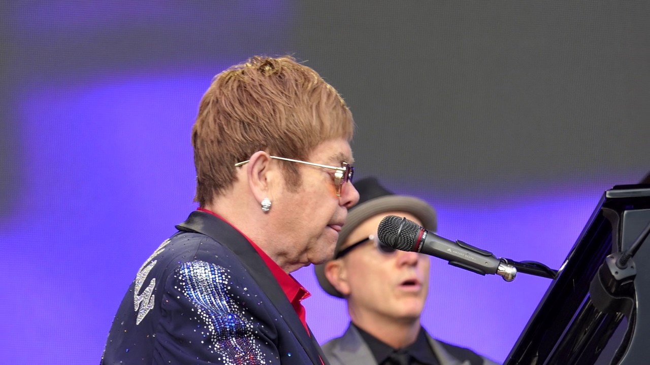 Elton John - Derby 04-06-17 - Tiny Dancer