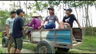 Story WA jowo kekinian feat Wong Ndeso ID