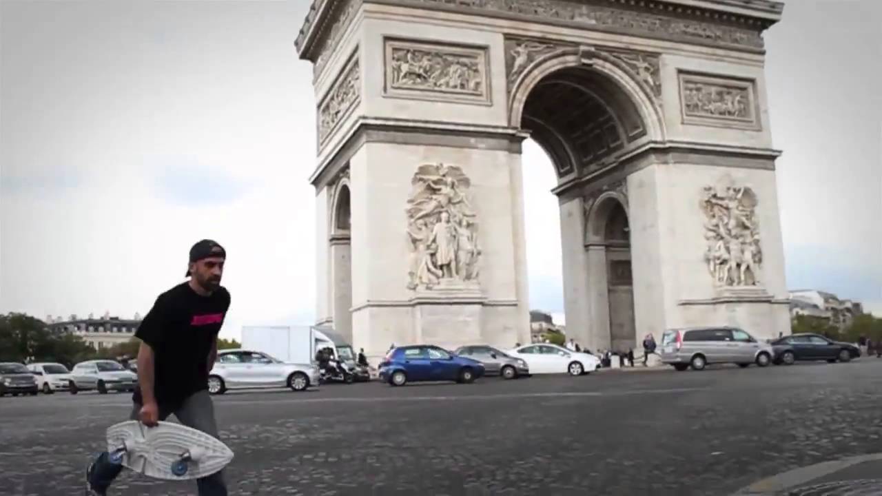 Razor RipSurf - сёрфинг на двухколёсном скейте по улицам Парижа (рипстик, роллерсёрф)