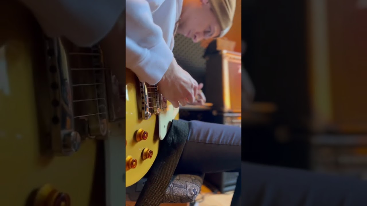 jam session with a friend 🎸 